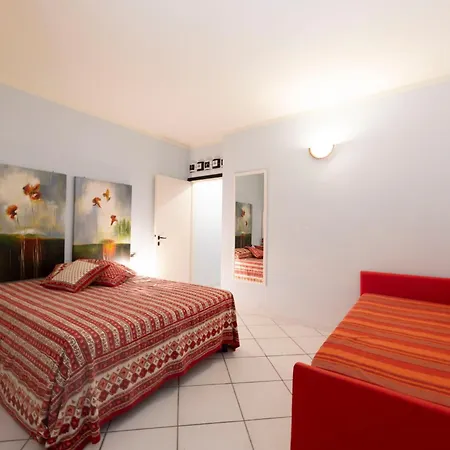 Il Porto Bilocale 11 Con Piscina - Goelba Apartment Porto Azzurro Exterior photo