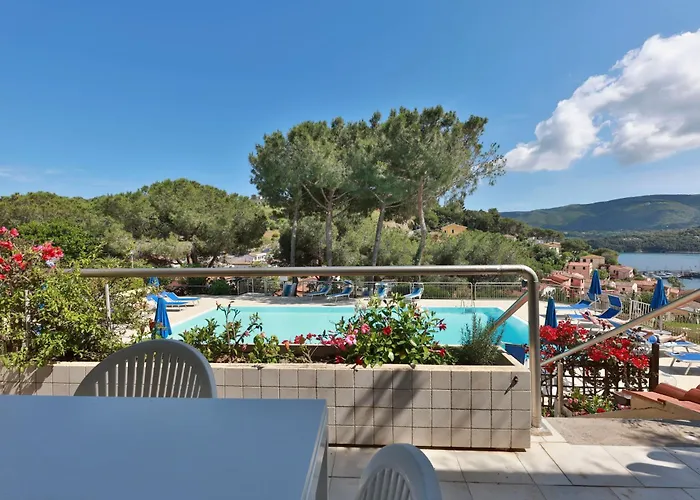 Il Porto Bilocale 11 Con Piscina - Goelba
